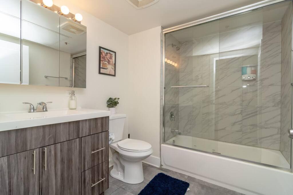 Mccormick Place Beautiful 2Br Apartment With Optional Parking Sleeps Up To 8 Near Soldier Field, Grant Park And Lakefront Trail Chicago Kültér fotó